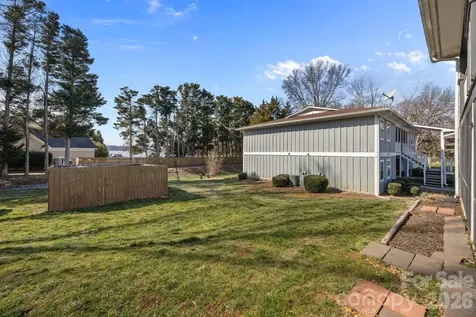 7602 Woods Lane Cornelius NC 28031