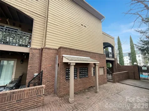 1101 E Morehead Street Charlotte NC 28204
