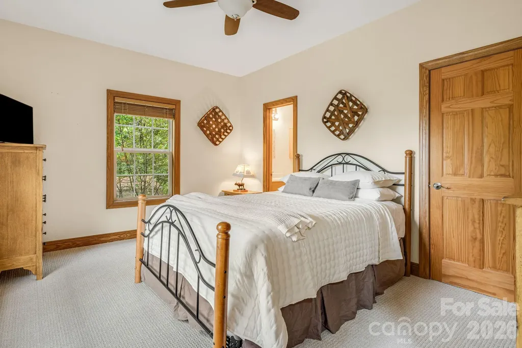 189 Cameron Lane Lake Lure NC 28746