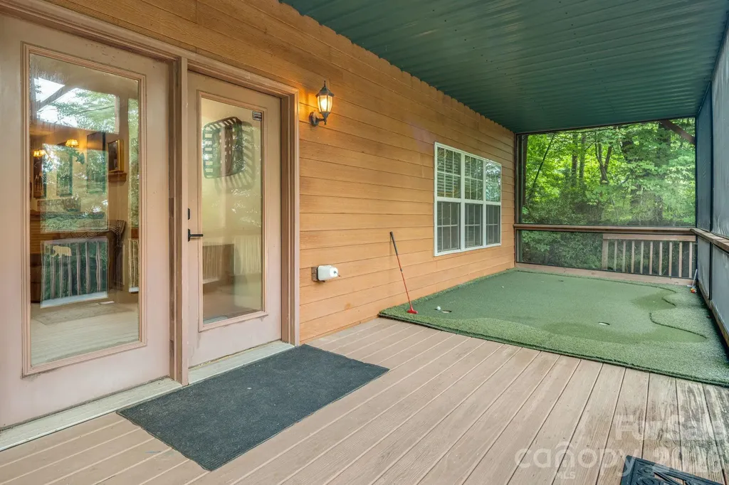 189 Cameron Lane Lake Lure NC 28746