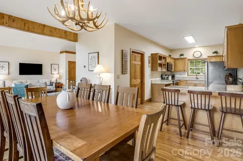 189 Cameron Lane Lake Lure NC 28746