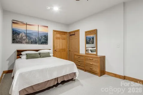 189 Cameron Lane Lake Lure NC 28746