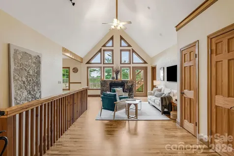 189 Cameron Lane Lake Lure NC 28746