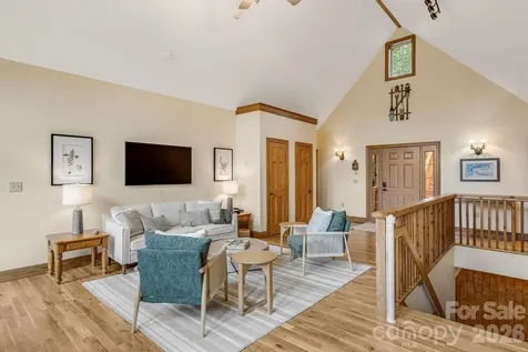 189 Cameron Lane Lake Lure NC 28746