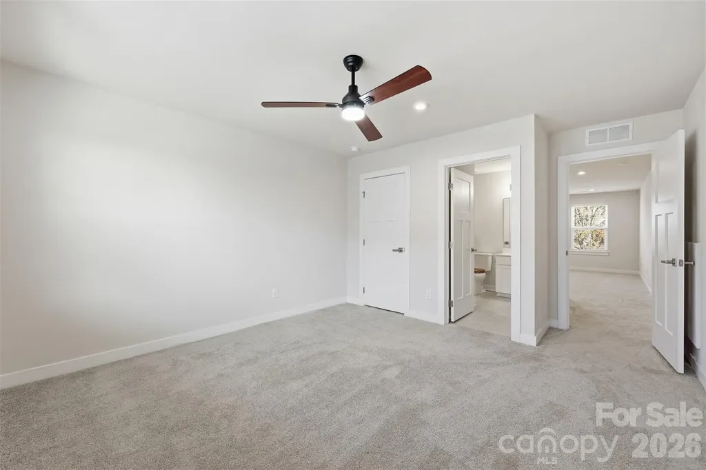 6425 Cumberland Drive Harrisburg NC 28075