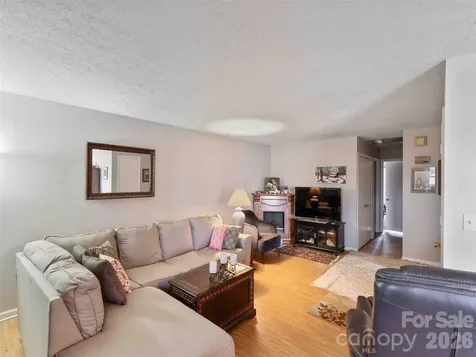 193 Freedom Road Hendersonville NC 28792