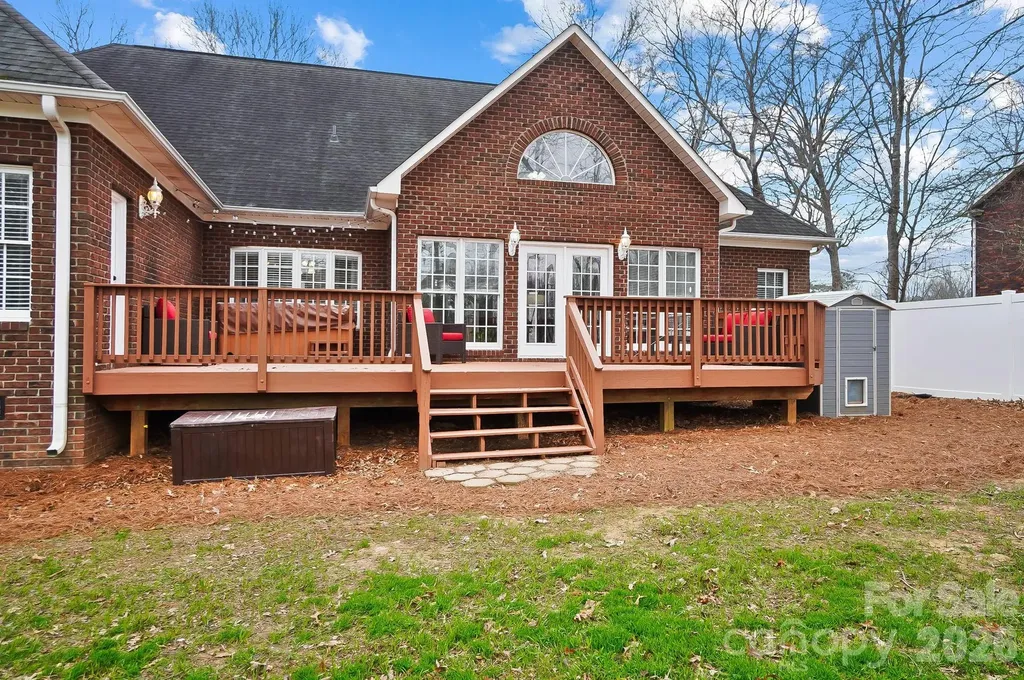 135 Water Oak Lane Stanfield NC 28163