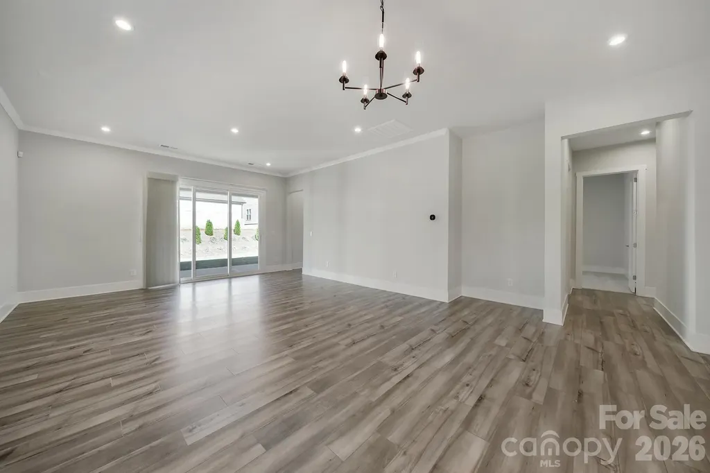 8021 Brookbank Drive Charlotte NC 28269