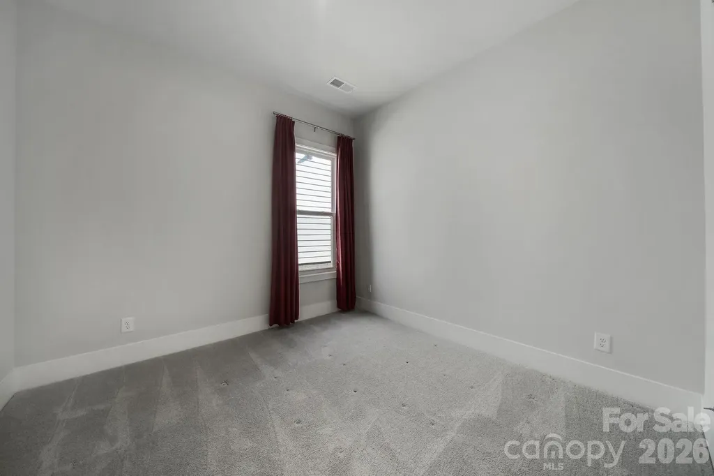 8021 Brookbank Drive Charlotte NC 28269