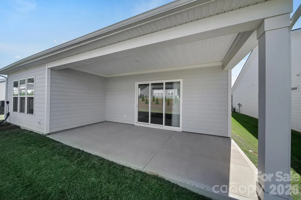 8021 Brookbank Drive Charlotte NC 28269