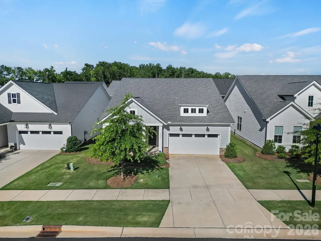 8021 Brookbank Drive Charlotte NC 28269