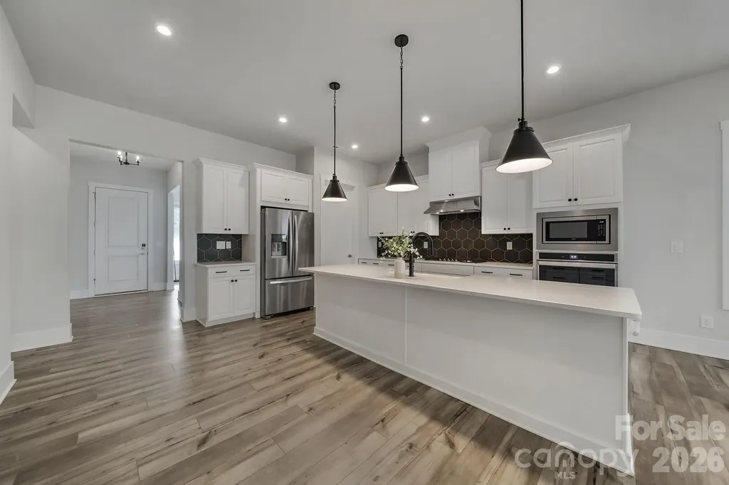 8021 Brookbank Drive Charlotte NC 28269