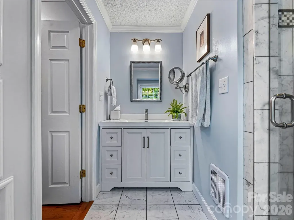 72 Brookwood Road Asheville NC 28804