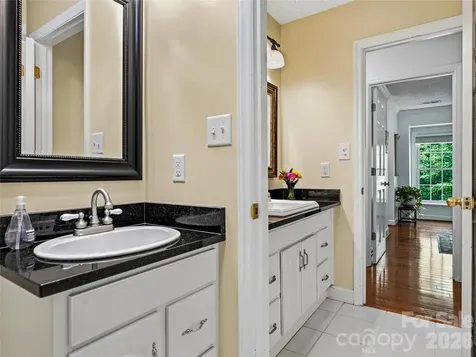 72 Brookwood Road Asheville NC 28804