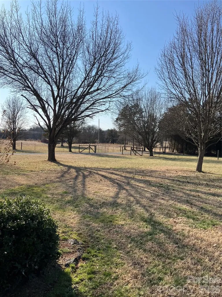 13215 Pine Bluff Road Midland NC 28107