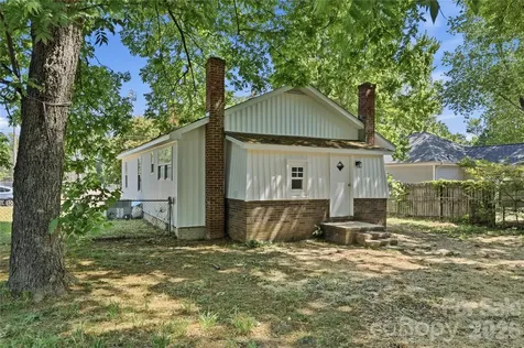 92 Spencer Avenue Mooresville NC 28115