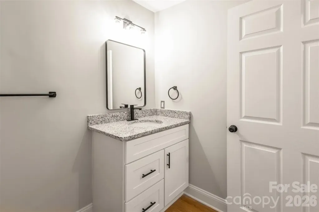 307 S Ransom Street Gastonia NC 28052