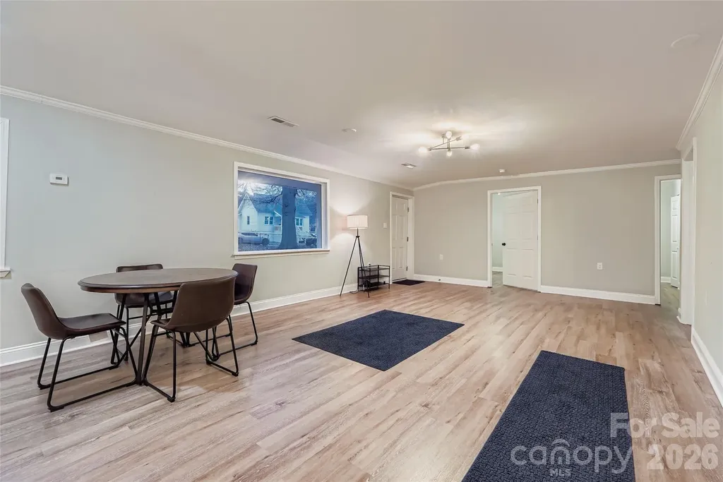 307 S Ransom Street Gastonia NC 28052
