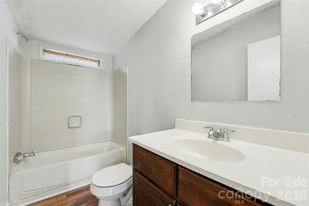 6423 Helens Way Denver NC 28037
