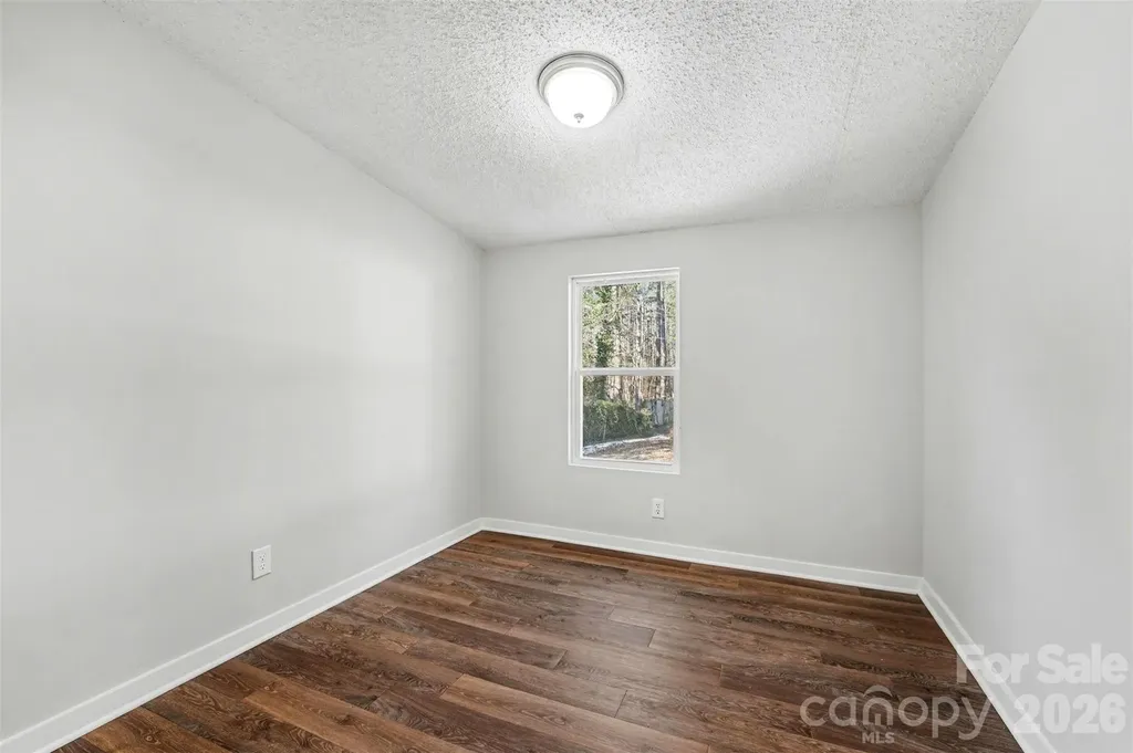 6423 Helens Way Denver NC 28037