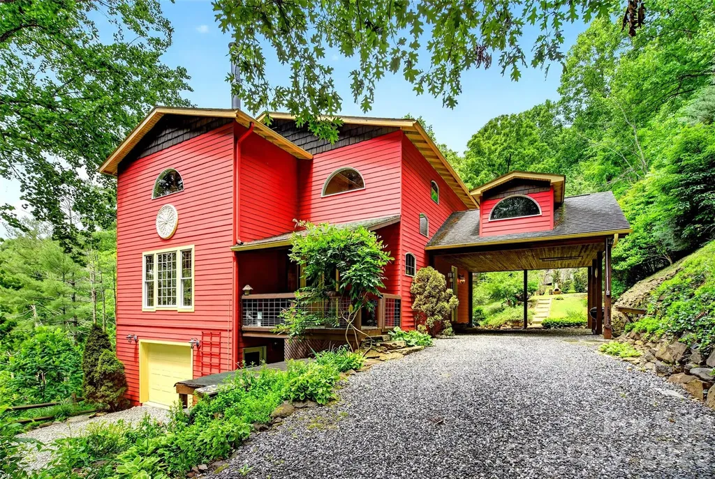 491 S Valley View Drive Mars Hill NC 28754