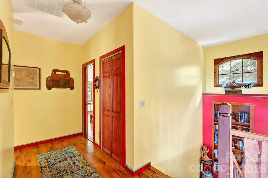491 S Valley View Drive Mars Hill NC 28754