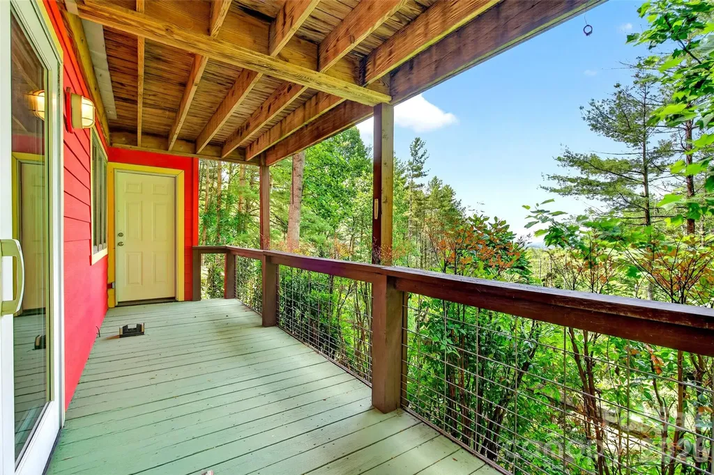 491 S Valley View Drive Mars Hill NC 28754