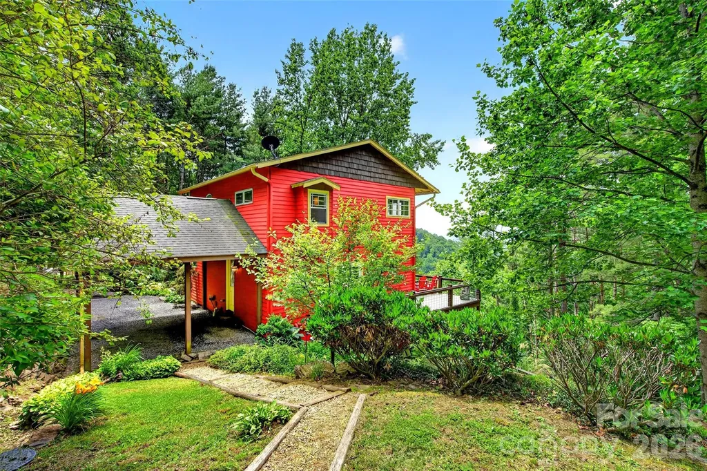 491 S Valley View Drive Mars Hill NC 28754