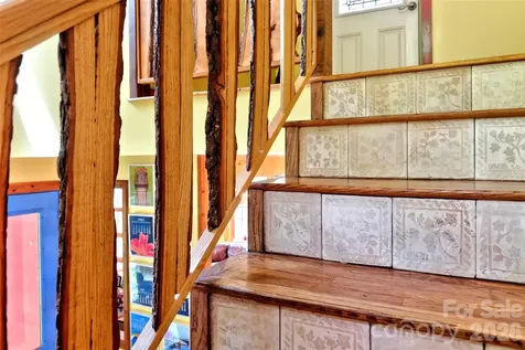 491 S Valley View Drive Mars Hill NC 28754