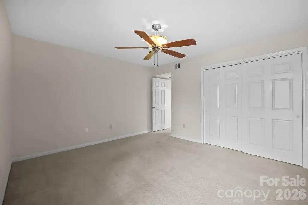 7331 Winery Lane Charlotte NC 28227