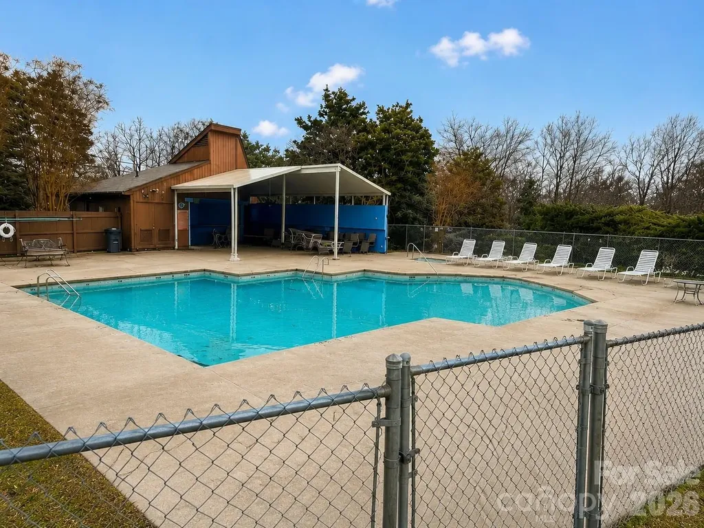 7331 Winery Lane Charlotte NC 28227