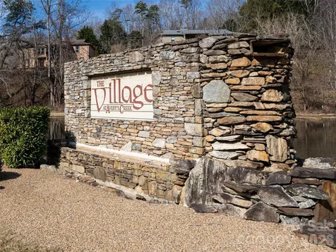 8 Turkey Toe Lane Arden NC 28704