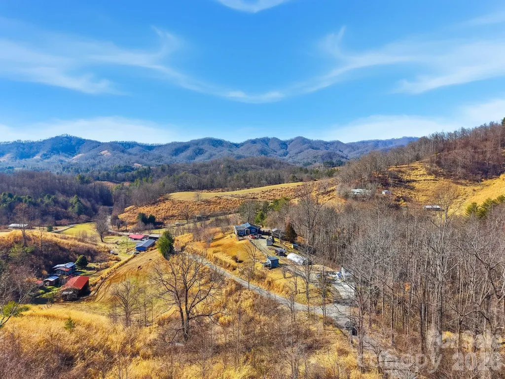 99999 Morgan Branch Road Marshall NC 28753