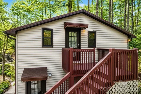 623 Owensby Road Hendersonville NC 28792