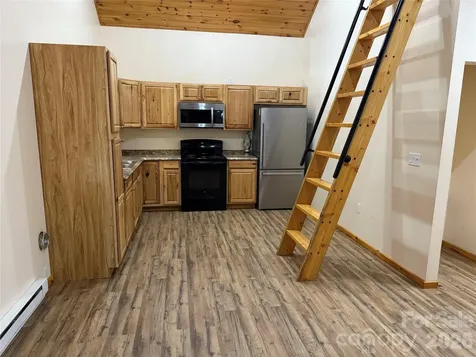 24 Supooh Lane Sylva NC 28779