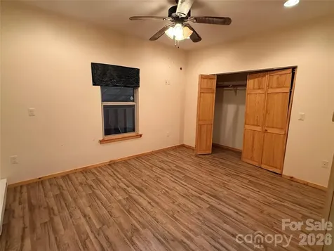 24 Supooh Lane Sylva NC 28779