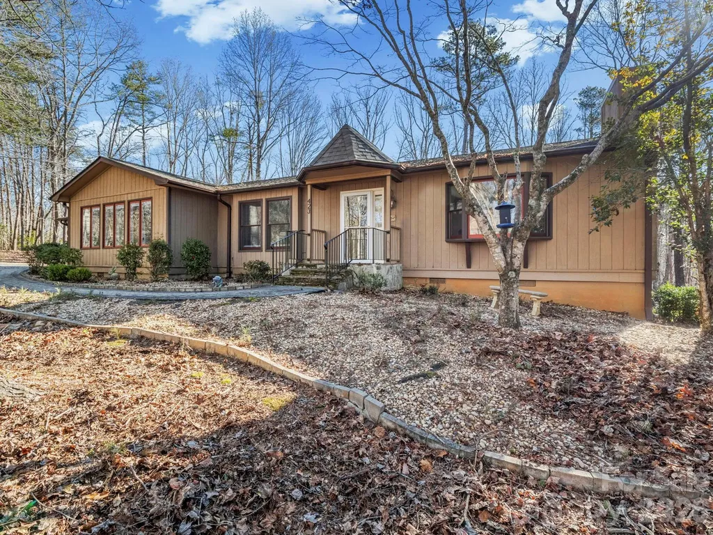 423 Mountain View Drive Columbus NC 28722