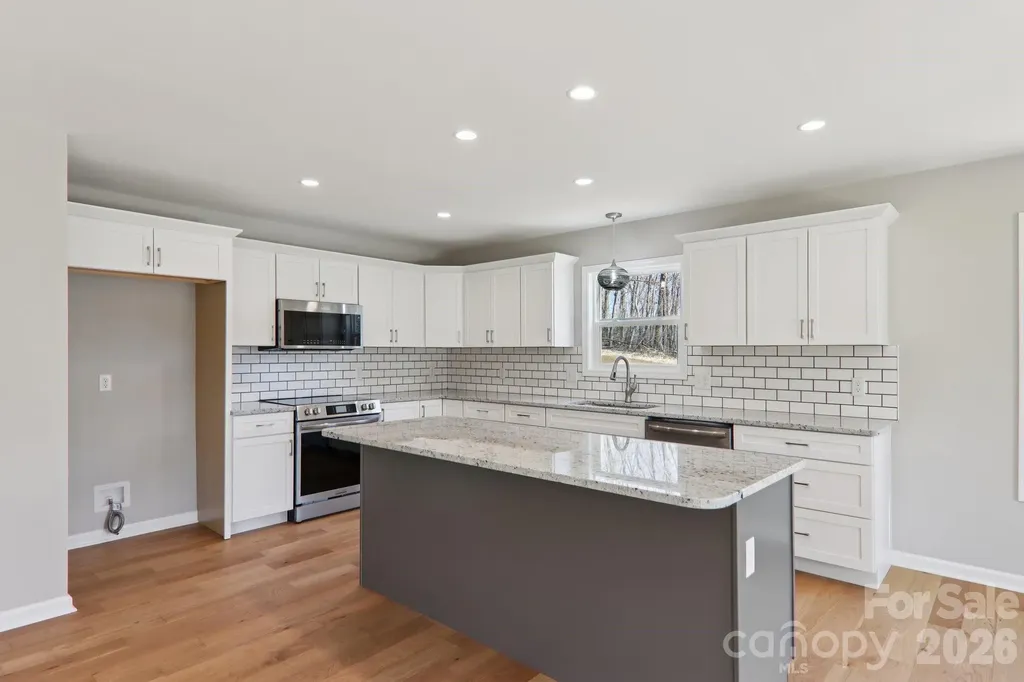 127 Lincoln Ridge Drive Candler NC 28715