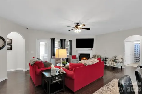 379 Kentmere Lane Lake Wylie SC 29710