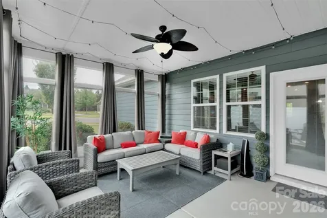 379 Kentmere Lane Lake Wylie SC 29710
