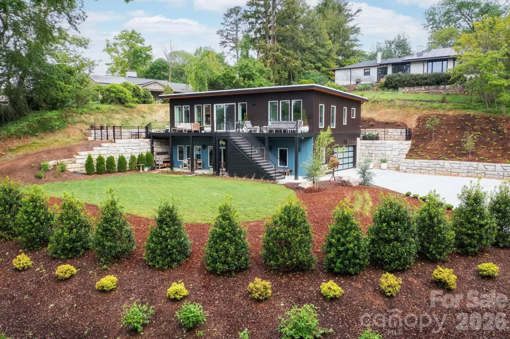 8 Midland Drive Asheville NC 28804