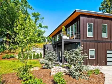8 Midland Drive Asheville NC 28804