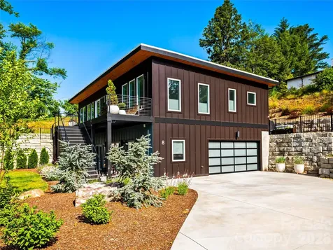 8 Midland Drive Asheville NC 28804