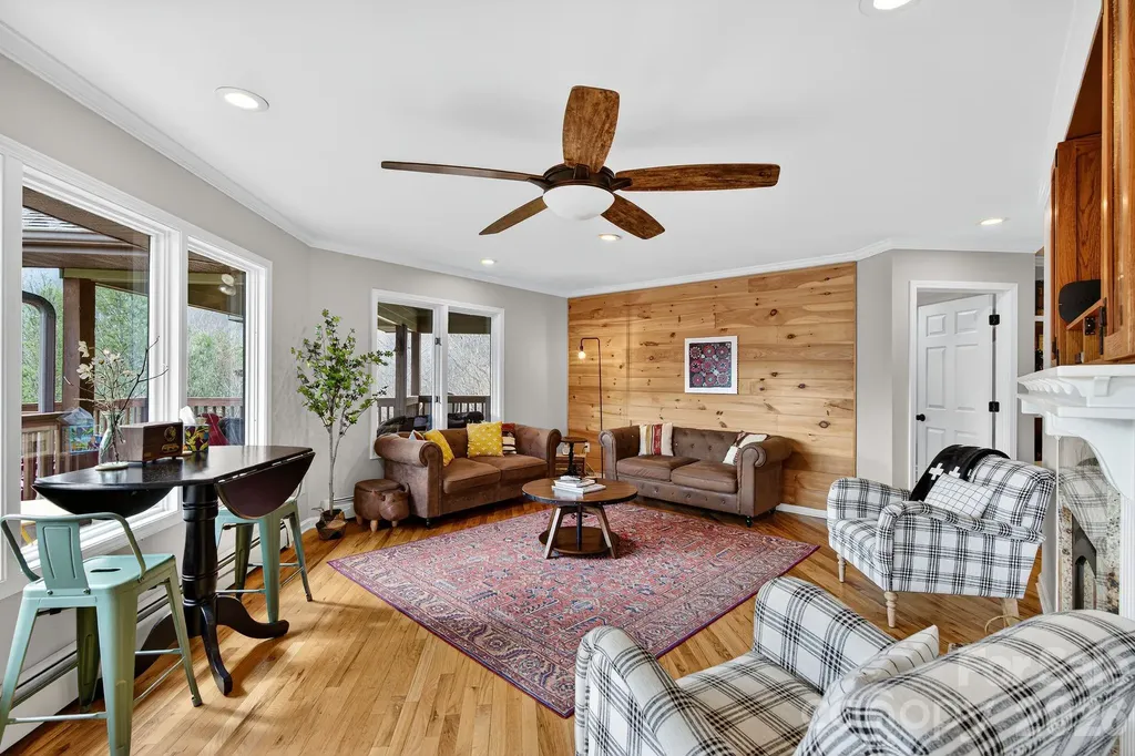99 Margaret Drive Leicester NC 28748