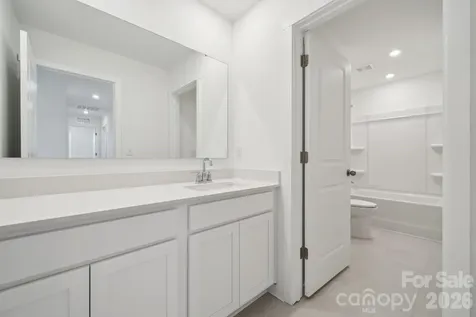 208 Bezelle Avenue York SC 29745