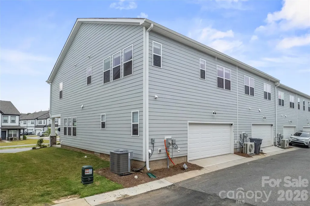 5730 Clear Creek Lane Charlotte NC 28215