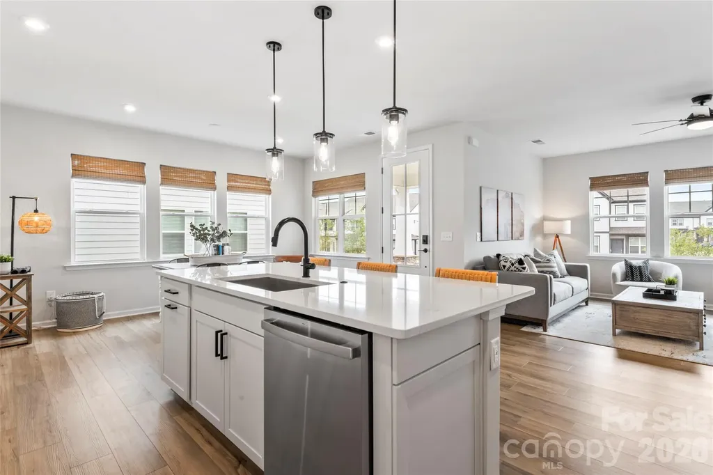 5730 Clear Creek Lane Charlotte NC 28215