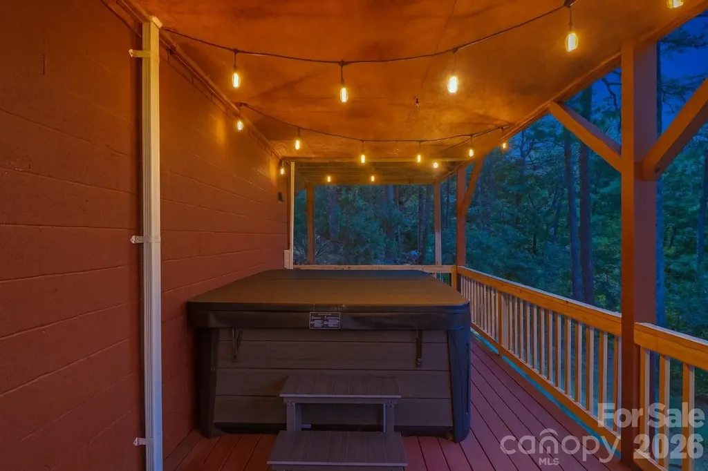 5545 Pine Ridge Drive Connelly Springs NC 28612