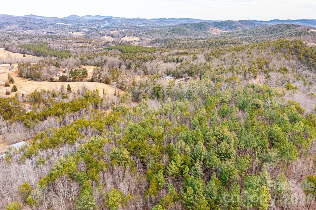 3941 Fox Winkler Road Lenoir NC 28645
