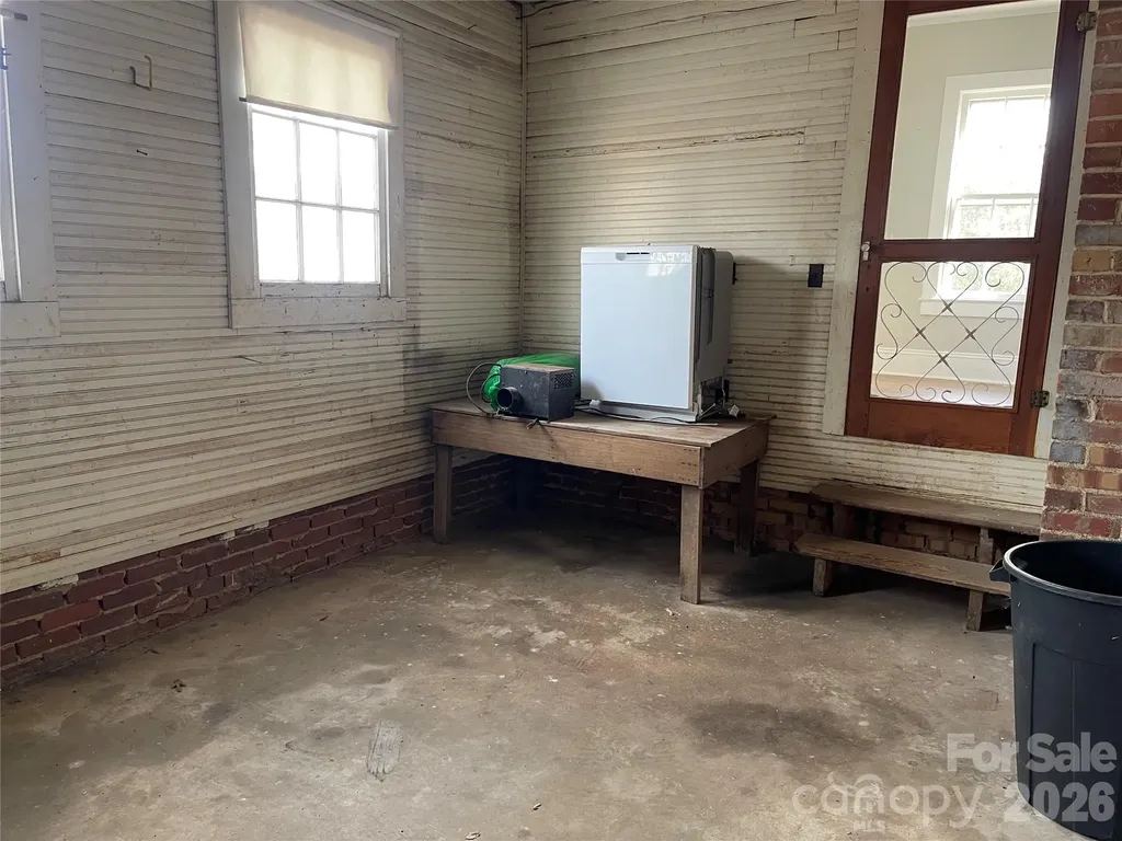 110 N Academy Street Mooresboro NC 28114
